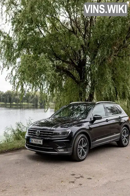 WVGZZZ5NZJW836629 Volkswagen Tiguan 2017 Внедорожник / Кроссовер 1.98 л. Фото 2