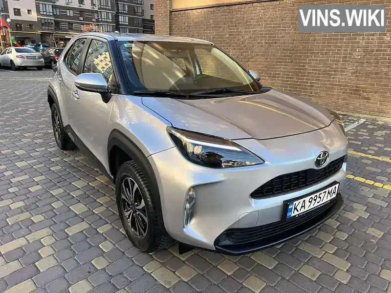 Внедорожник / Кроссовер Toyota Yaris Cross 2023 1.49 л. Вариатор обл. Киевская, Киев - Фото 1/21