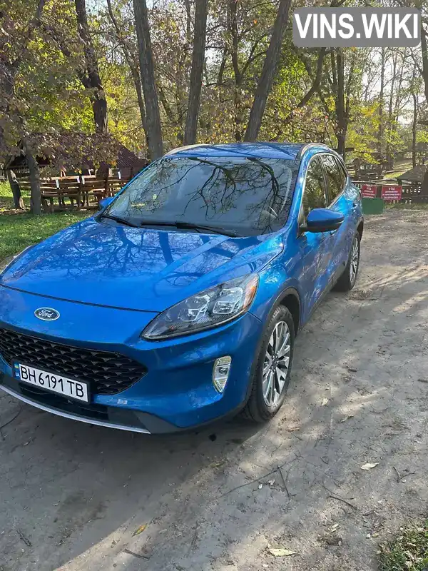 Позашляховик / Кросовер Ford Escape 2020 2 л. Автомат обл. Одеська, Одеса - Фото 1/21