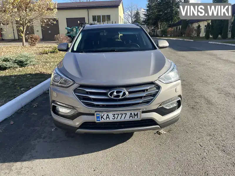 KMHSU81XDHU748399 Hyundai Santa FE 2017 Позашляховик / Кросовер 2.2 л. Фото 2