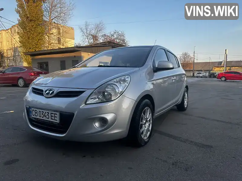 Хетчбек Hyundai i20 2011 1.4 л. Ручна / Механіка обл. Чернігівська, Чернігів - Фото 1/13