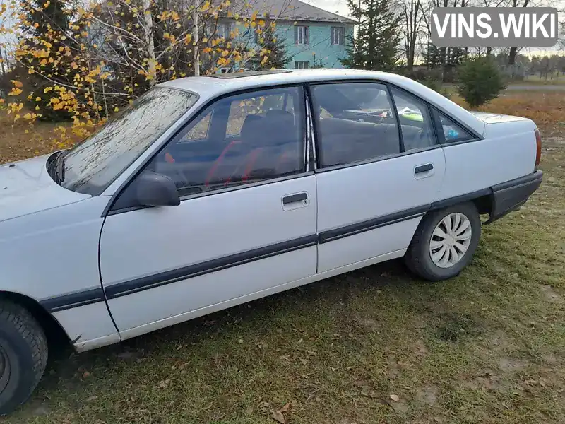 Седан Opel Omega 1988 1.8 л. Ручная / Механика обл. Волынская, Камень-Каширский - Фото 1/4