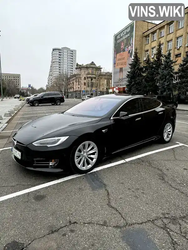 Лифтбек Tesla Model S 2017 null_content л. Автомат обл. Николаевская, Николаев - Фото 1/11