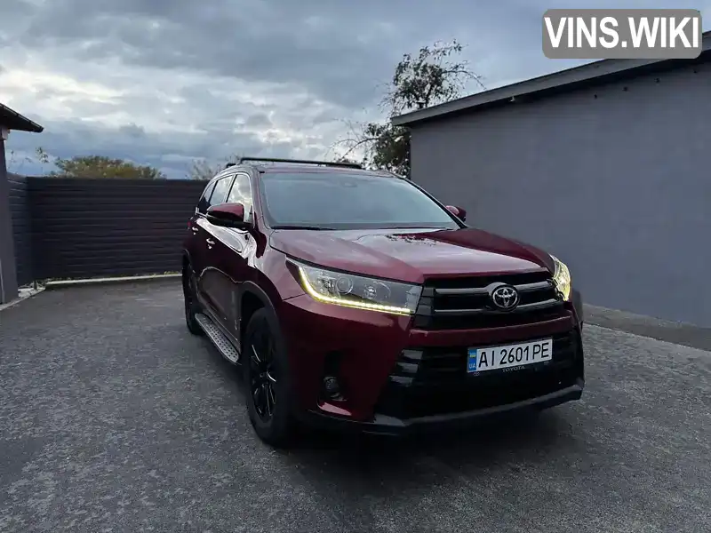 Позашляховик / Кросовер Toyota Highlander 2019 3.5 л. Автомат обл. Дніпропетровська, Кривий Ріг - Фото 1/21