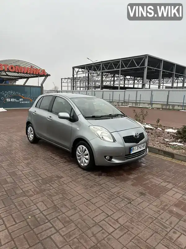 Хетчбек Toyota Yaris 2006 1.3 л. Ручна / Механіка обл. Полтавська, Полтава - Фото 1/21