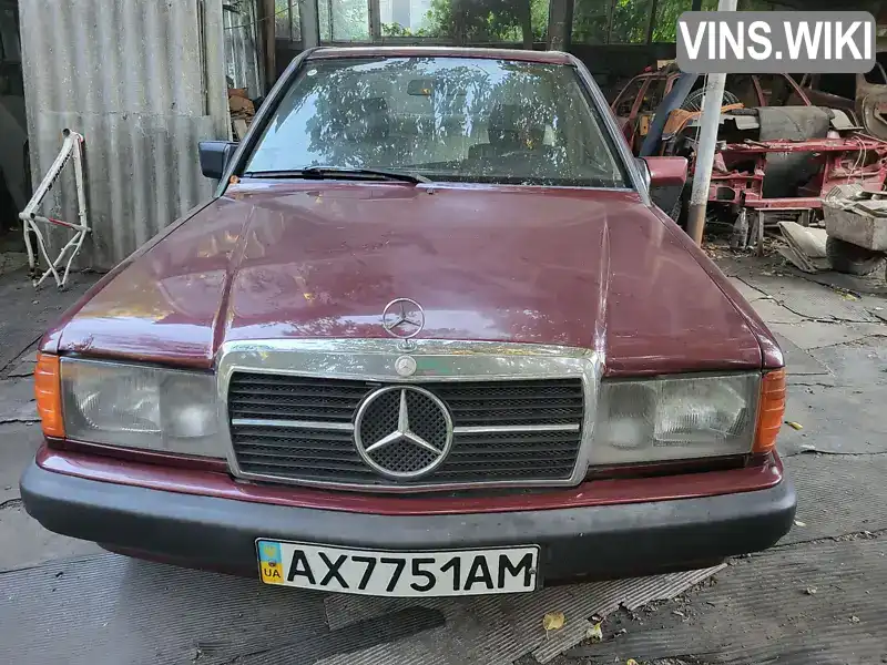 Седан Mercedes-Benz 190 1983 2 л. Ручна / Механіка обл. Харківська, Харків - Фото 1/21