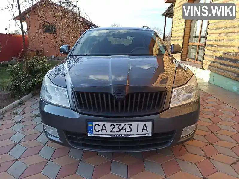 Універсал Skoda Octavia 2011 1.2 л. Ручна / Механіка обл. Черкаська, Звенигородка - Фото 1/10