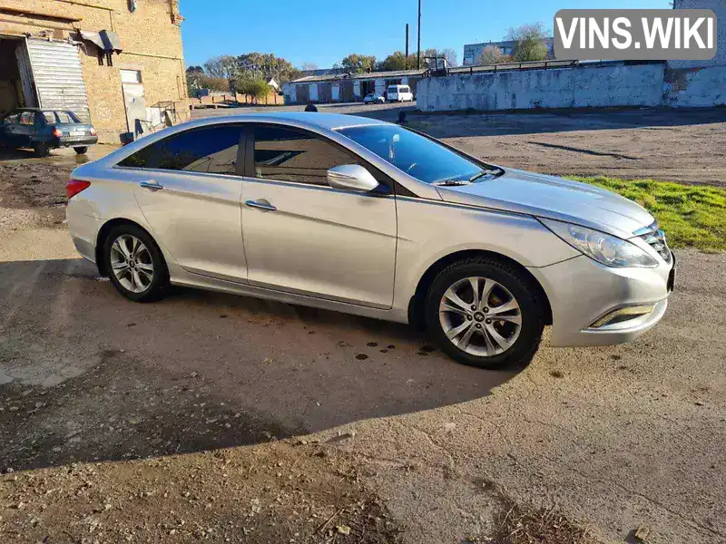 Седан Hyundai Sonata 2011 2 л. Автомат обл. Дніпропетровська, Дніпро (Дніпропетровськ) - Фото 1/13