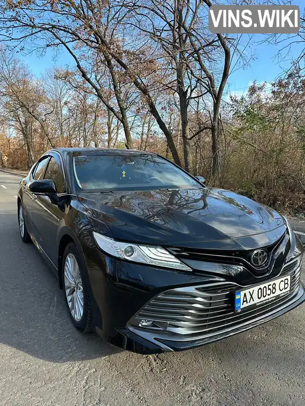 Седан Toyota Camry 2019 2.49 л. Автомат обл. Харківська, Харків - Фото 1/16