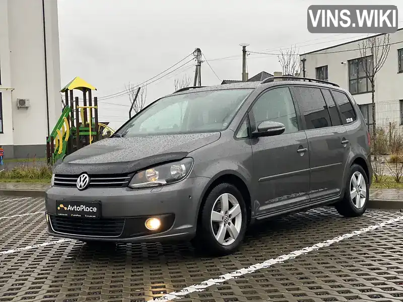 Мінівен Volkswagen Touran 2011 2 л. Ручна / Механіка обл. Волинська, Луцьк - Фото 1/21