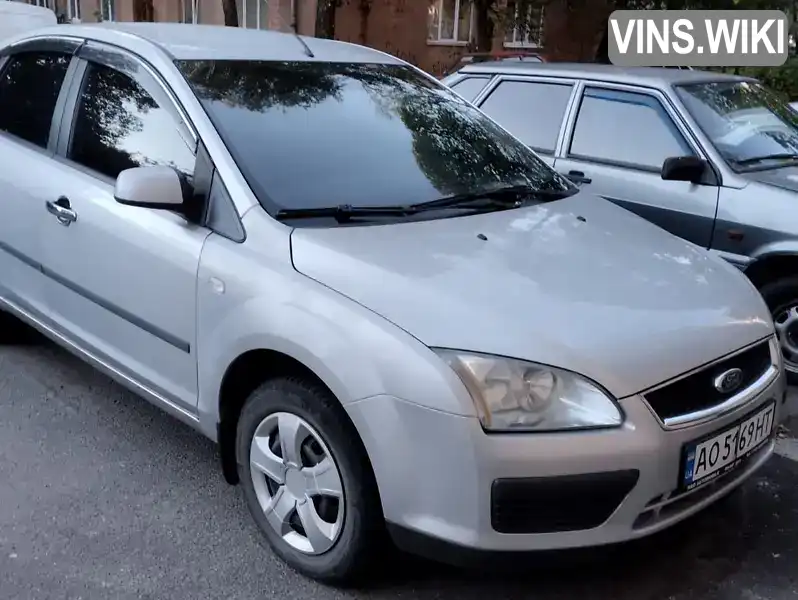 Хетчбек Ford Focus 2004 1.6 л. Ручна / Механіка обл. Закарпатська, Мукачево - Фото 1/6