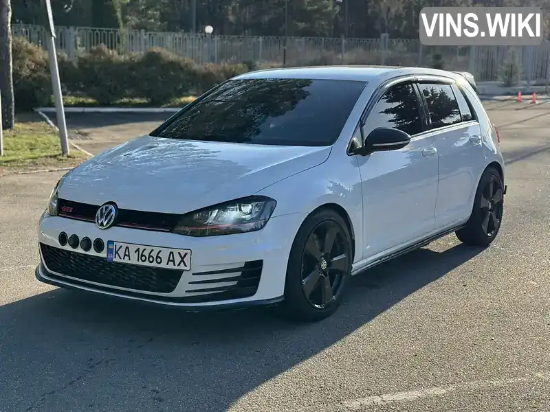 Хетчбек Volkswagen Golf GTI 2015 1.98 л. Автомат обл. Київська, Київ - Фото 1/21