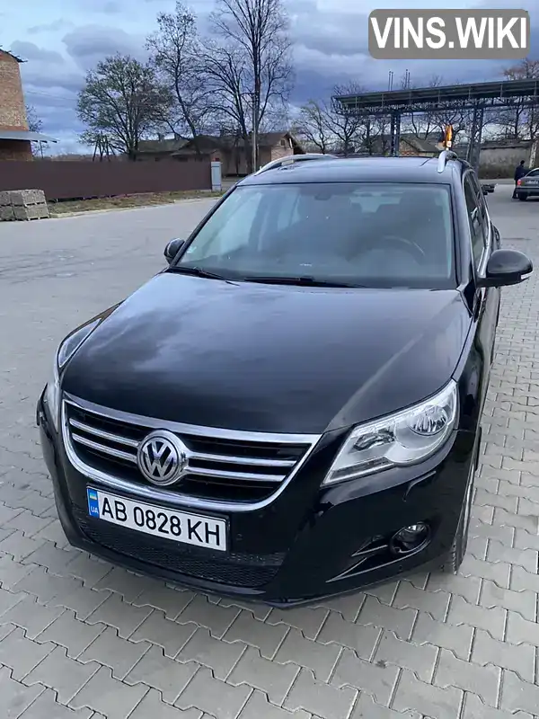 Внедорожник / Кроссовер Volkswagen Tiguan 2011 2 л. Ручная / Механика обл. Черновицкая, Черновцы - Фото 1/21