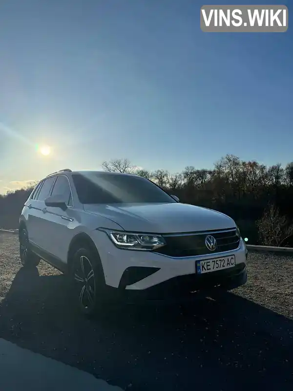 Позашляховик / Кросовер Volkswagen Tiguan 2021 1.97 л. Автомат обл. Київська, Київ - Фото 1/21