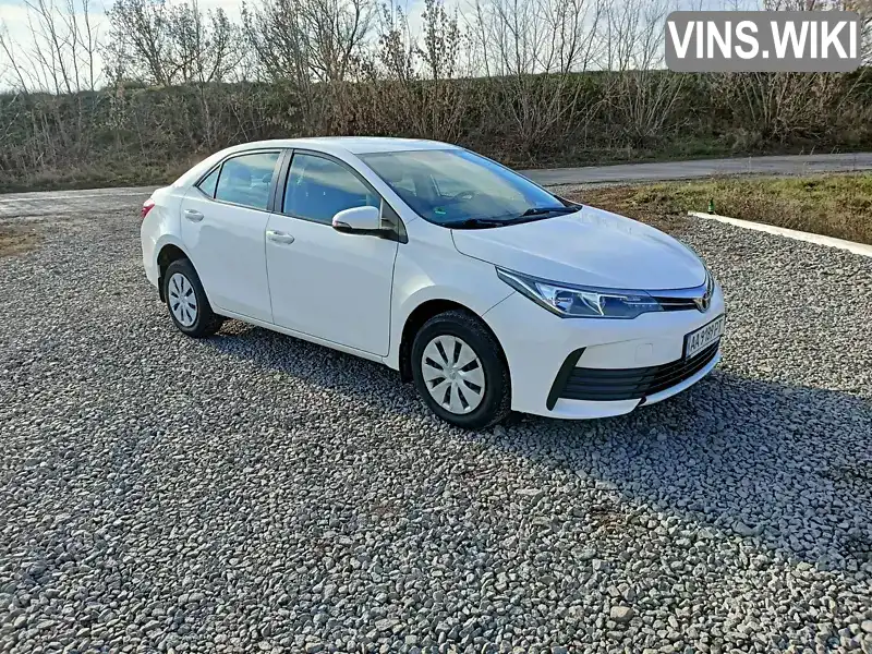 NMTBT9JE10R043451 Toyota Corolla 2017 Седан 1.33 л. Фото 1