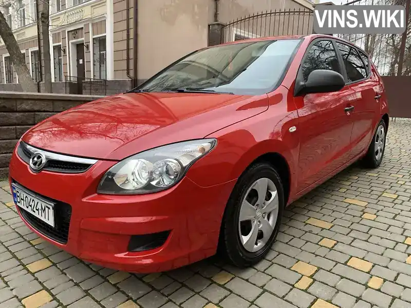 Хетчбек Hyundai i30 2009 1.4 л. Ручна / Механіка обл. Одеська, Одеса - Фото 1/21