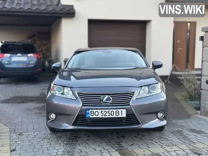 Седан Lexus ES 2014 2.5 л. Варіатор обл. Тернопільська, Тернопіль - Фото 1/18