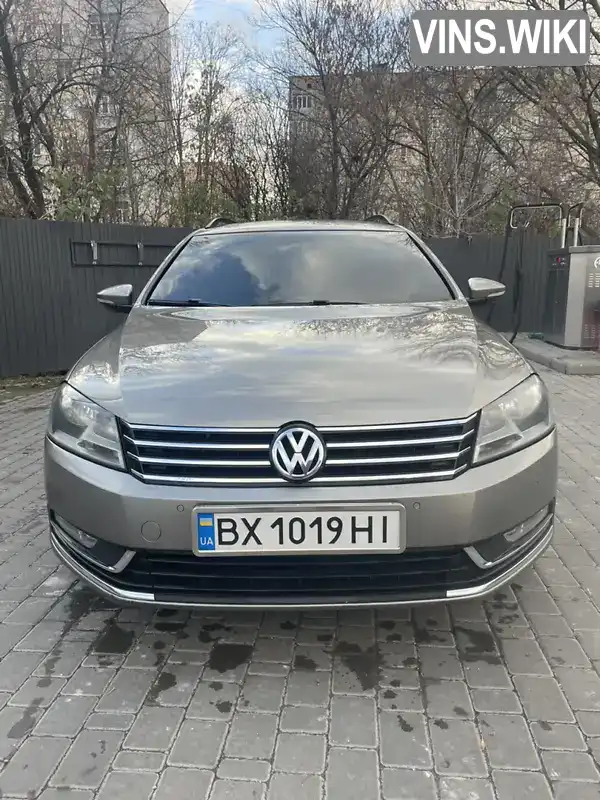 Універсал Volkswagen Passat 2012 2 л. Автомат обл. Хмельницька, Кам'янець-Подільський - Фото 1/10