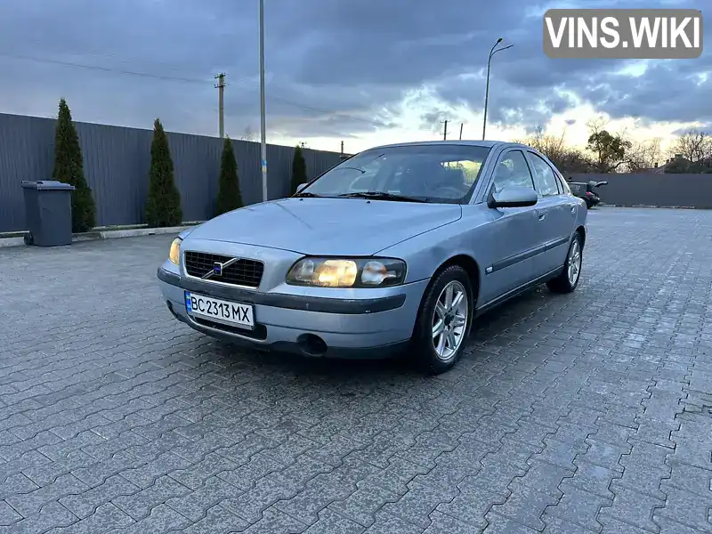 YV1RS65P912037072 Volvo S60 2001 Седан 2.44 л. Фото 4