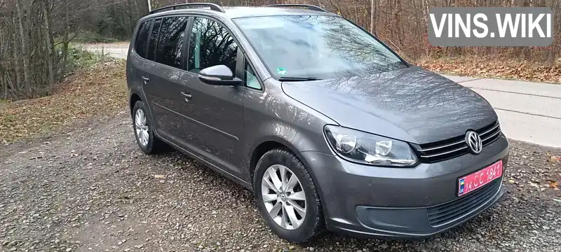 Минивэн Volkswagen Touran 2014 1.6 л. Автомат обл. Ивано-Франковская, Калуш - Фото 1/21