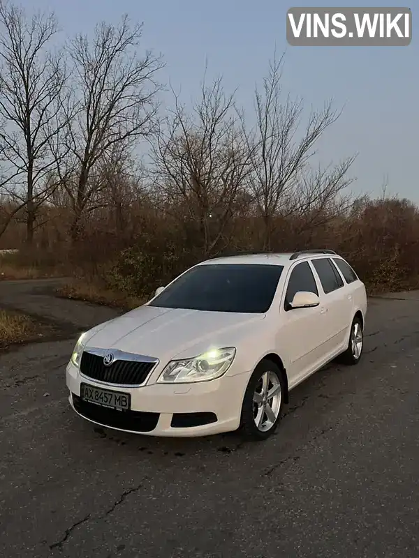 Універсал Skoda Octavia 2010 1.6 л. Ручна / Механіка обл. Харківська, Лозова - Фото 1/10