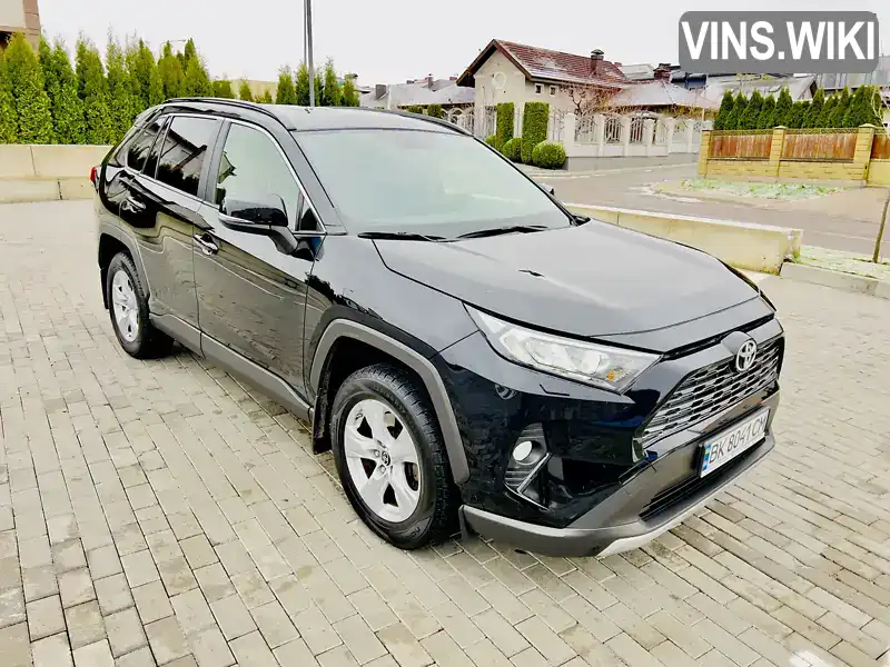 Позашляховик / Кросовер Toyota RAV4 2019 1.99 л. Варіатор обл. Рівненська, Рівне - Фото 1/13