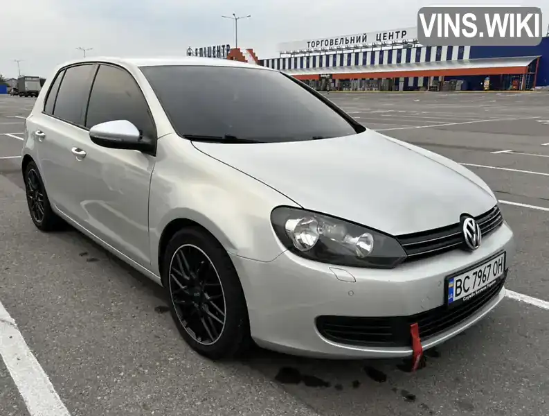 Хетчбек Volkswagen Golf 2009 1.6 л. Ручна / Механіка обл. Львівська, Львів - Фото 1/21