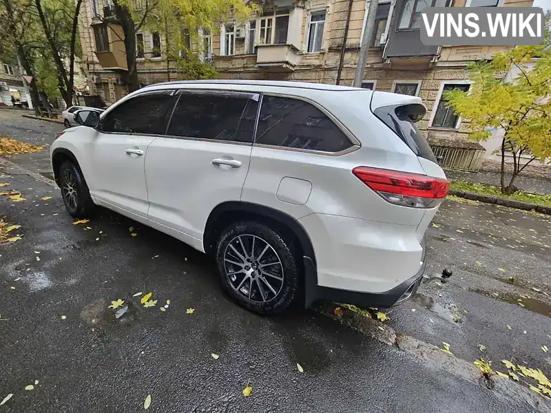 Позашляховик / Кросовер Toyota Highlander 2019 3.46 л. Автомат обл. Одеська, Одеса - Фото 1/15