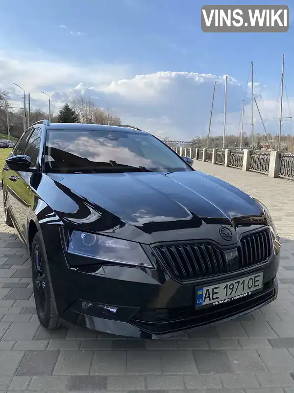 TMBJJ7NP7H7553893 Skoda Superb 2017 Універсал 1.97 л. Фото 1