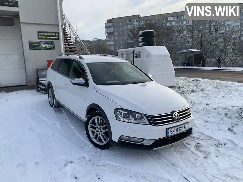 Универсал Volkswagen Passat Alltrack 2012 2 л. Автомат обл. Ровенская, Ровно - Фото 1/21