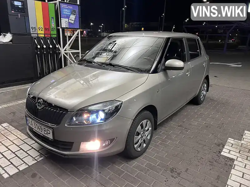 Хетчбек Skoda Fabia 2015 1.39 л. Ручна / Механіка обл. Київська, Київ - Фото 1/21