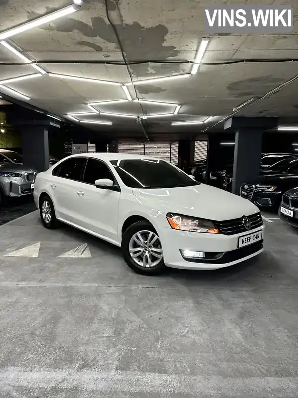 Седан Volkswagen Passat 2014 1.8 л. Автомат обл. Одеська, Одеса - Фото 1/21