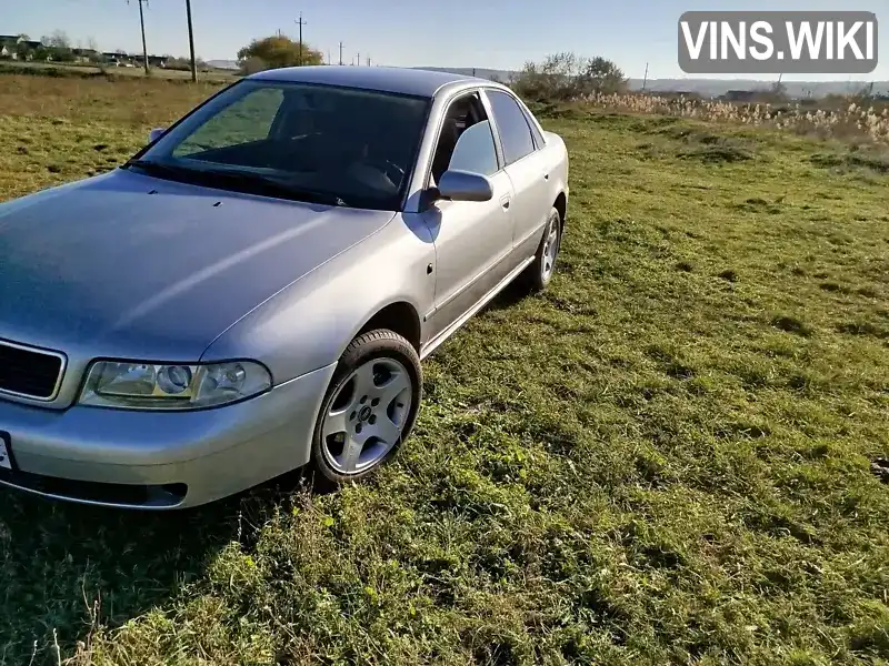 Седан Audi A4 1995 1.8 л. Ручна / Механіка обл. Одеська, location.city.chervonoznamianka - Фото 1/12