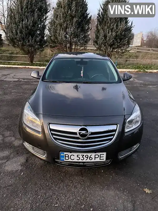 Седан Opel Insignia 2010 1.96 л. Автомат обл. Львовская, Львов - Фото 1/17