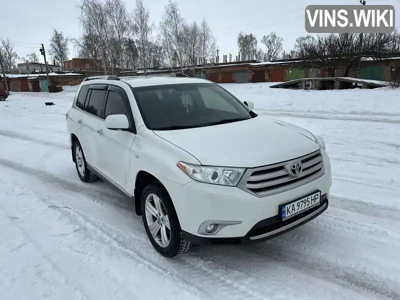 Позашляховик / Кросовер Toyota Highlander 2013 3.5 л. Автомат обл. Чернігівська, Чернігів - Фото 1/21