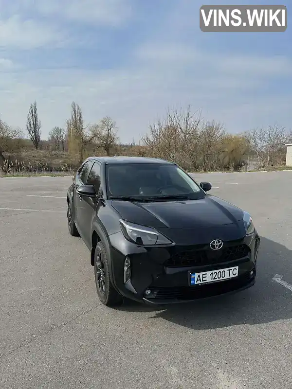 Позашляховик / Кросовер Toyota Yaris Cross 2021 1.49 л. Варіатор обл. Кіровоградська, Олександрія - Фото 1/8