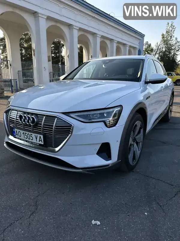 Позашляховик / Кросовер Audi e-tron 2019 null_content л. Варіатор обл. Закарпатська, Ужгород - Фото 1/17