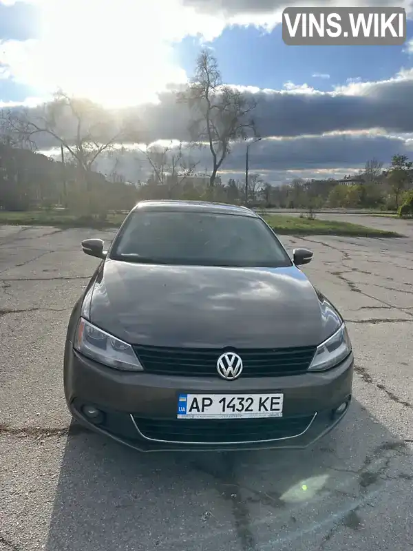 Седан Volkswagen Jetta 2013 1.8 л. Автомат обл. Запорізька, Запоріжжя - Фото 1/10