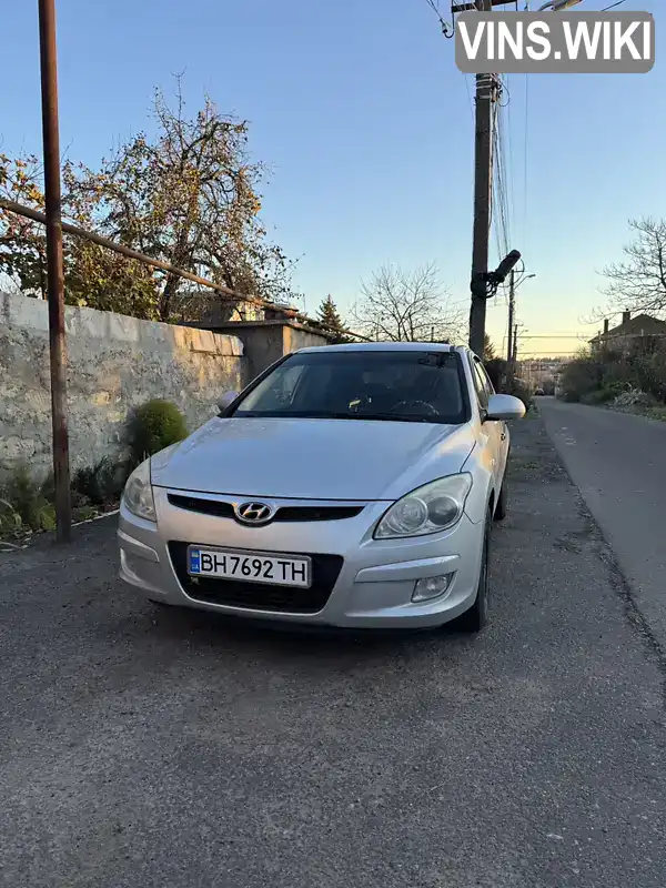 Хетчбек Hyundai i30 2008 1.6 л. Автомат обл. Одеська, Одеса - Фото 1/13