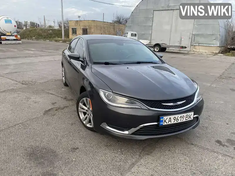 Седан Chrysler 200 2014 2.36 л. Автомат обл. Київська, Київ - Фото 1/21