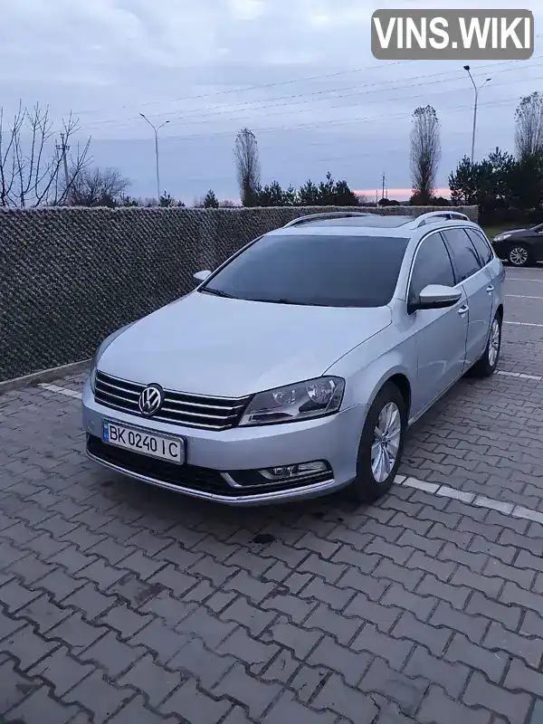 Універсал Volkswagen Passat 2011 1.97 л. Автомат обл. Рівненська, Вараш (Кузнецовськ) - Фото 1/16