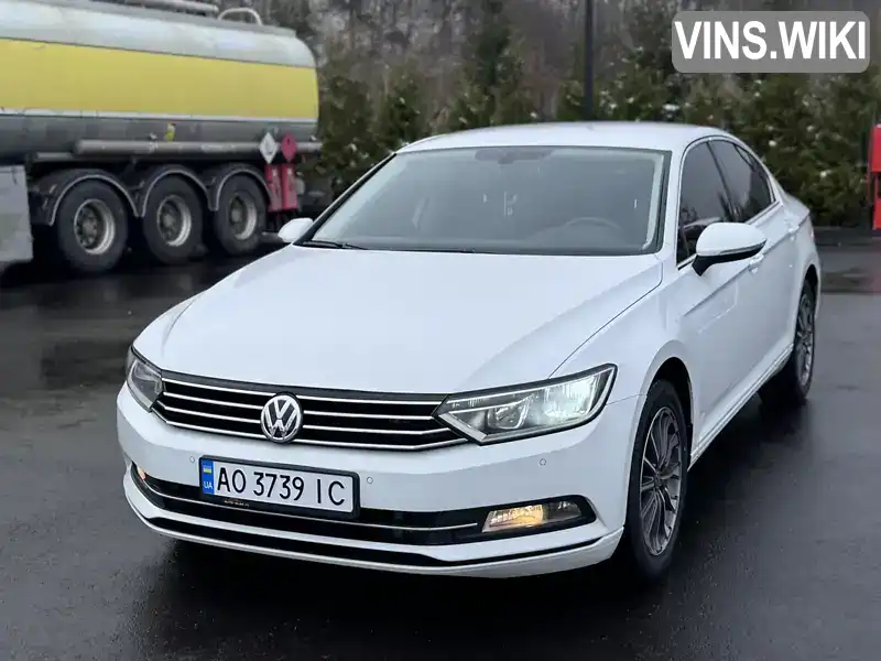 Седан Volkswagen Passat 2015 1.8 л. Робот обл. Киевская, Киев - Фото 1/21