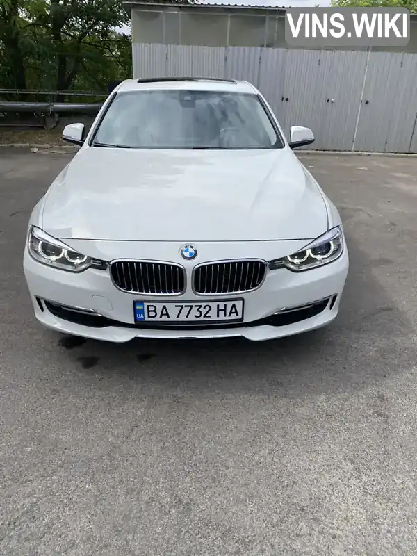 Седан BMW 3 Series 2013 2 л. Автомат обл. Черкаська, Умань - Фото 1/21