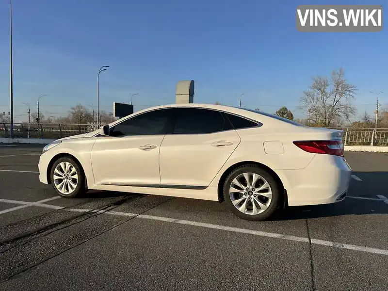 Седан Hyundai Grandeur 2013 3 л. Автомат обл. Київська, Київ - Фото 1/21