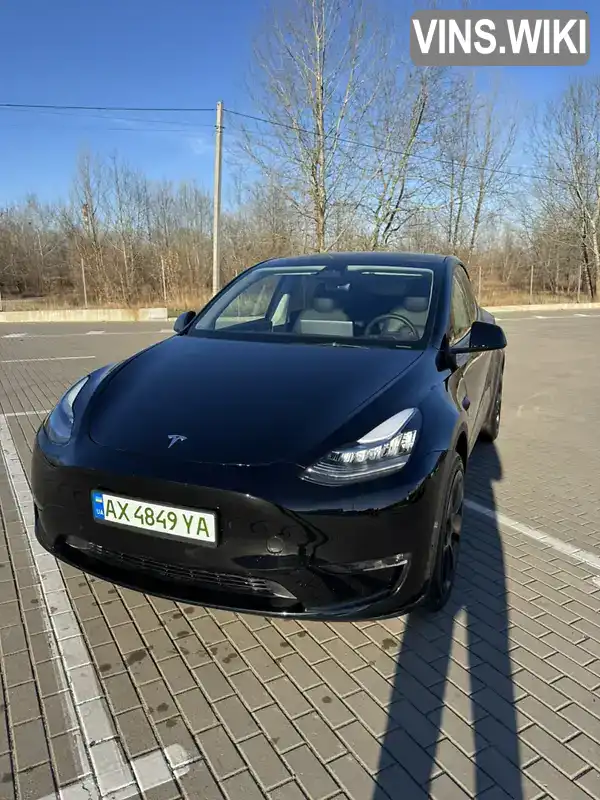 Позашляховик / Кросовер Tesla Model Y 2023 null_content л. обл. Харківська, Харків - Фото 1/15