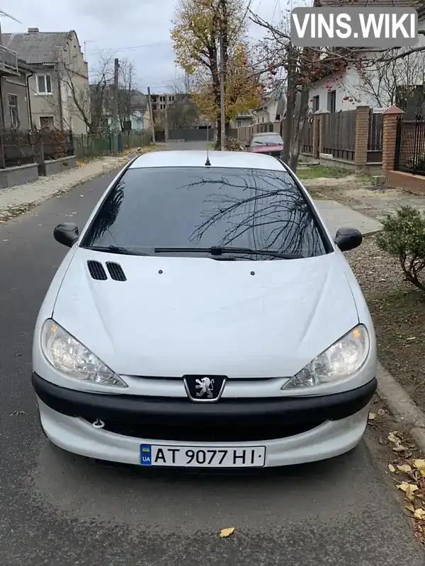 Хэтчбек Peugeot 206 2003 1.4 л. Ручная / Механика обл. Ивано-Франковская, Коломыя - Фото 1/5