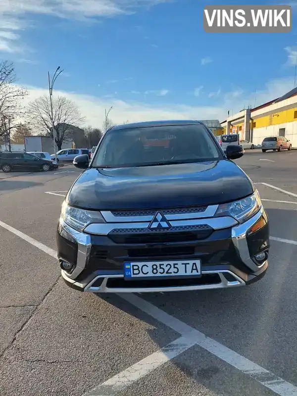 Позашляховик / Кросовер Mitsubishi Outlander 2019 2.36 л. Варіатор обл. Львівська, Львів - Фото 1/11