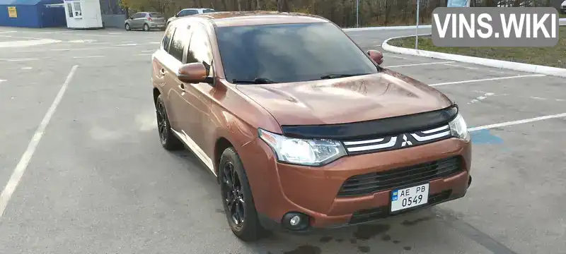 Позашляховик / Кросовер Mitsubishi Outlander 2013 2.36 л. Варіатор обл. Запорізька, Запоріжжя - Фото 1/21