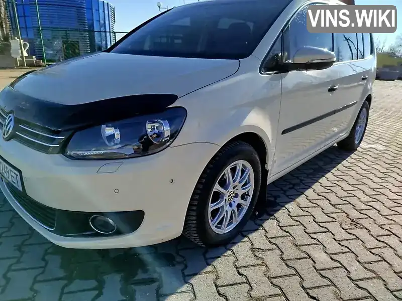 Мінівен Volkswagen Touran 2013 1.98 л. Автомат обл. Чернівецька, Кельменці - Фото 1/21