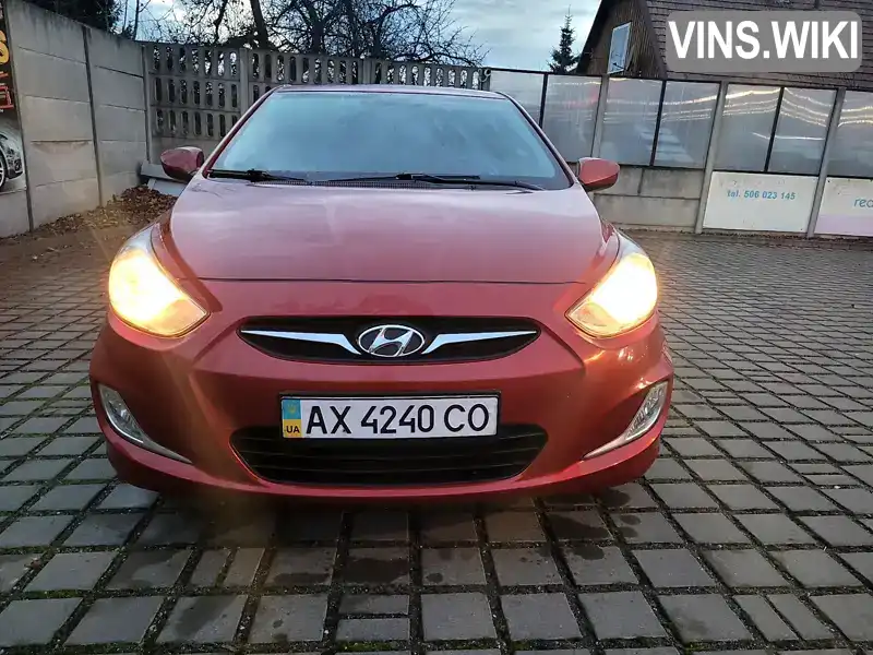 Седан Hyundai Accent 2011 1.4 л. Ручна / Механіка обл. Київська, Київ - Фото 1/21